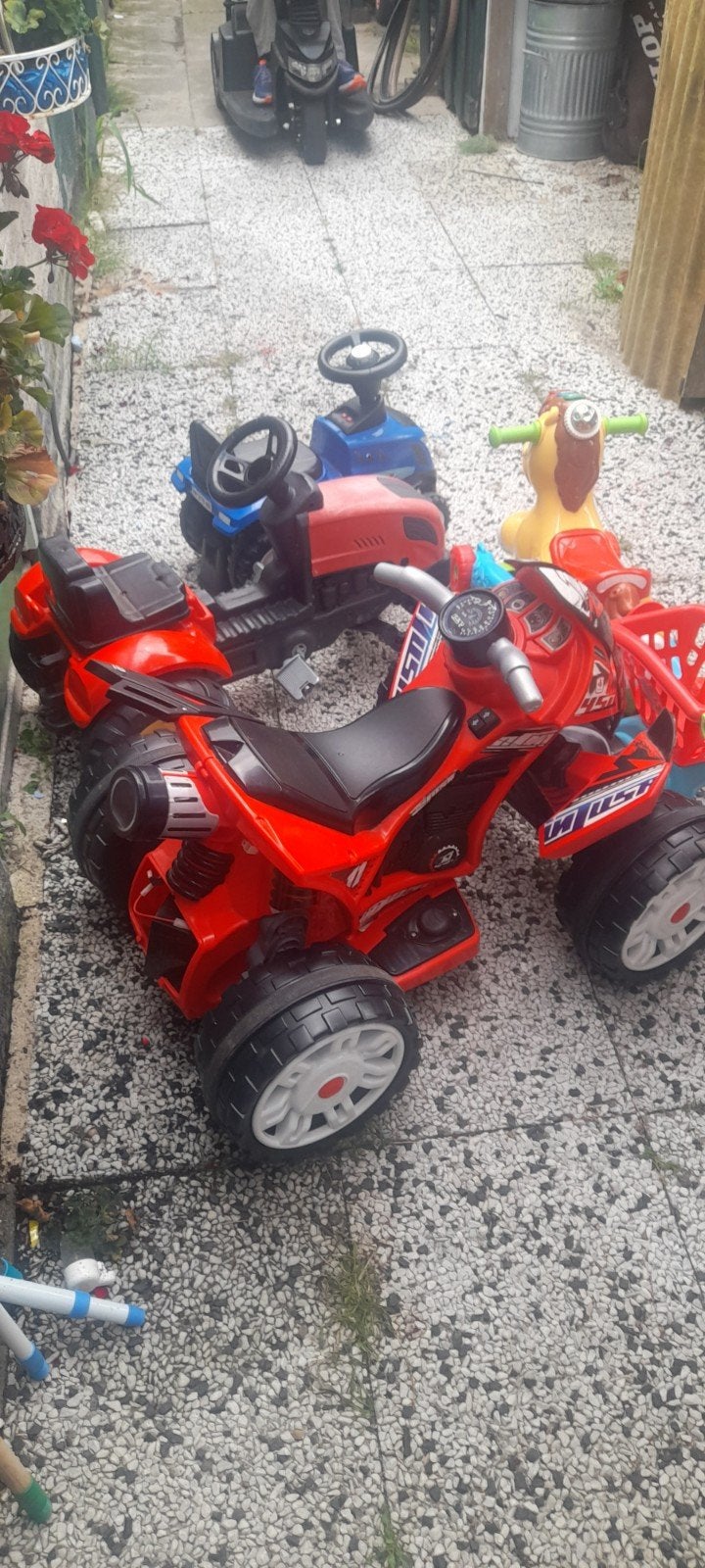 Diverse kinderrijvoertuigen: loopauto, tractor, quad, Kinderen en Baby's, Speelgoed | Buiten | Voertuigen en Loopfietsen, Ophalen of Verzenden