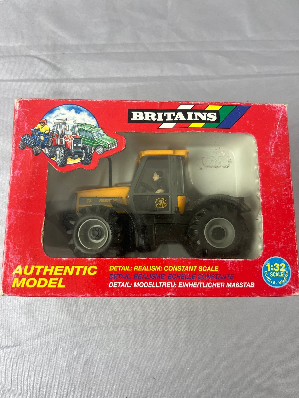 Britains JCB Fastrac 1135 Schaalmodel - Nieuw in doos, Ophalen of Verzenden, Nieuw, Overige typen, Overige merken