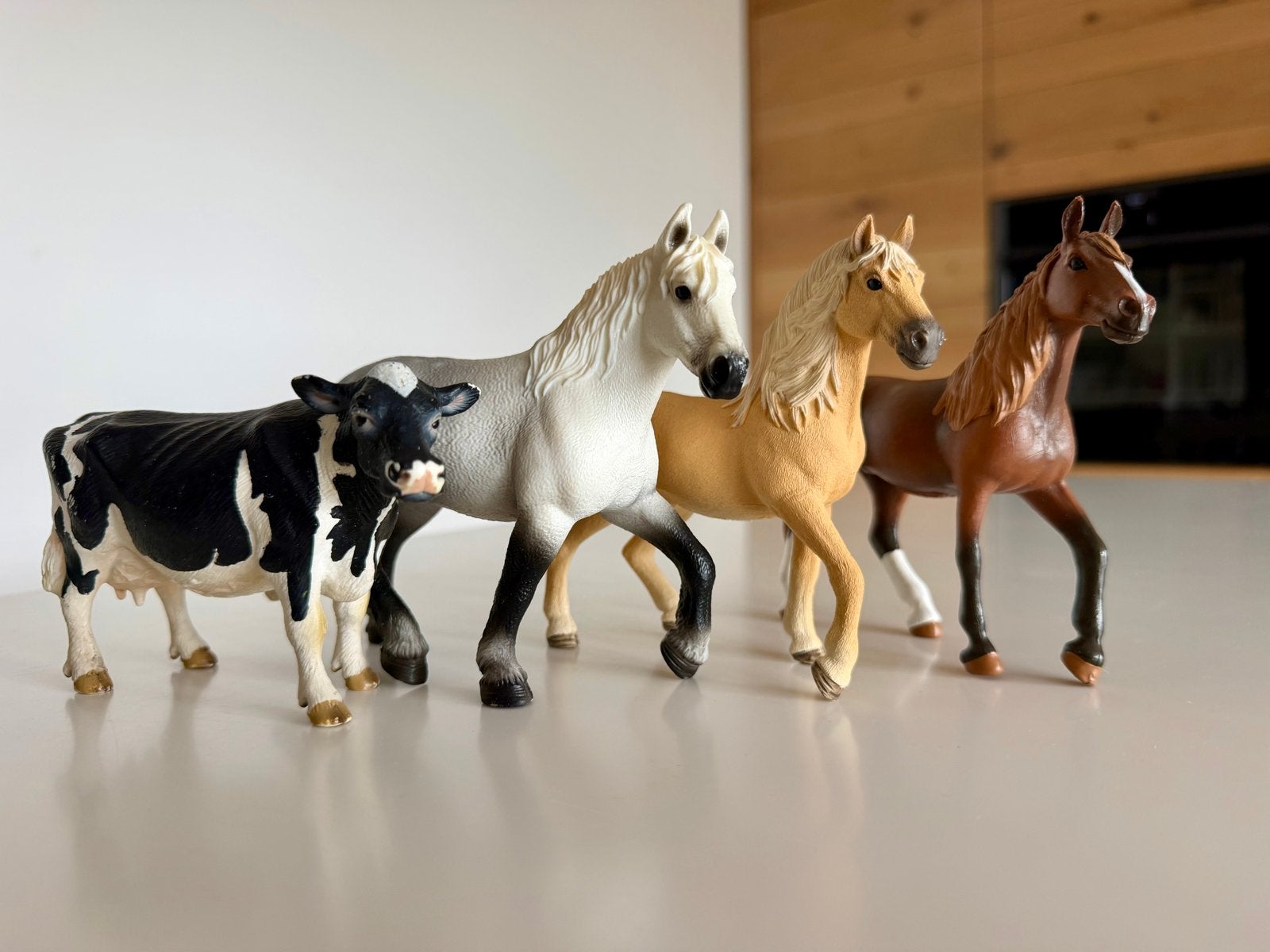 Schleich Dierenfiguren Set: Paarden, Koe en Lama, Ophalen of Verzenden, Zo goed als nieuw