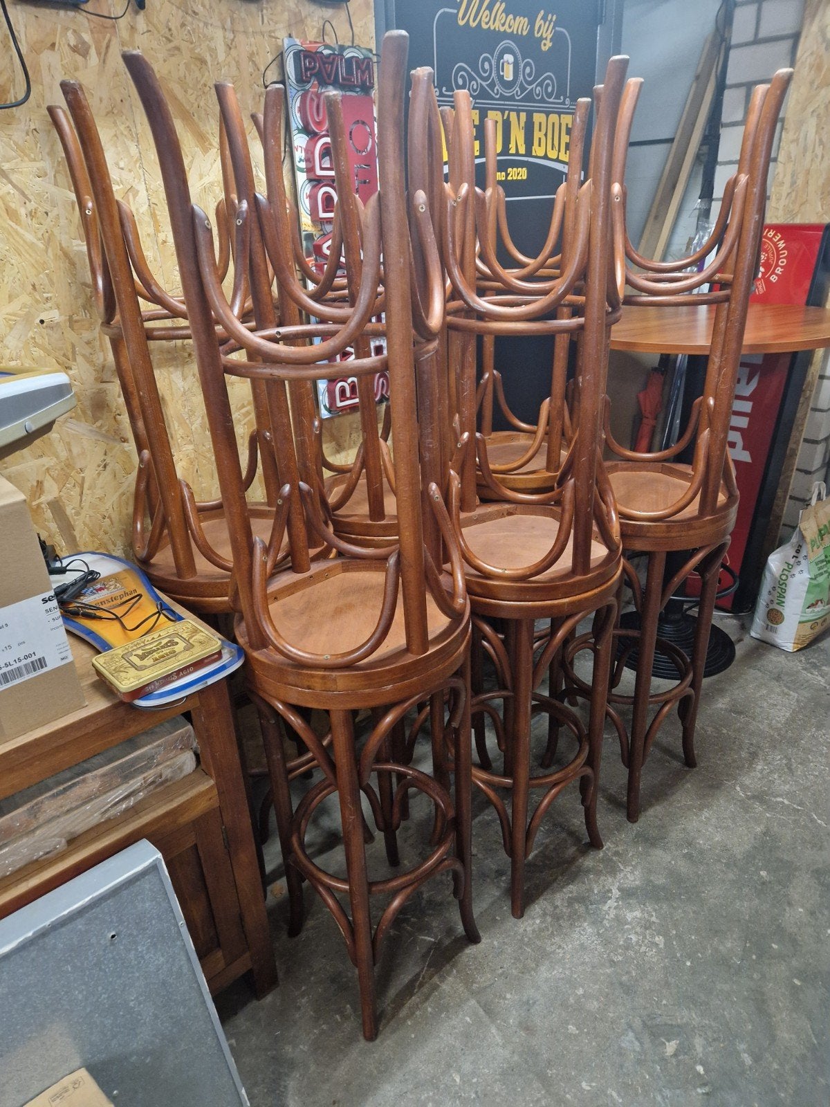 Thonet krukken 12 stuks, 5 krukken of meer, Ophalen of Verzenden, Gebruikt, 60 tot 90 cm