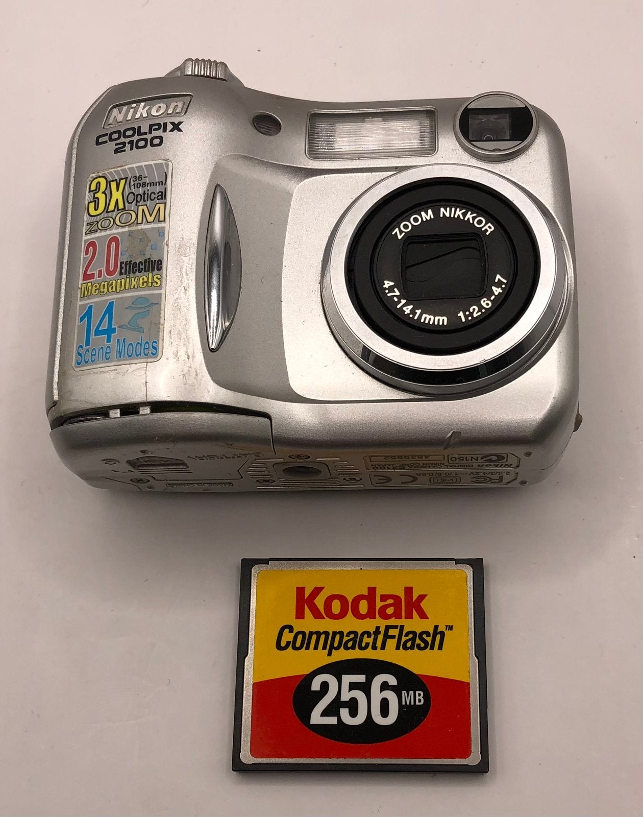 Nikon coolpix 2100 - compact camera, Ophalen of Verzenden, Zo goed als nieuw, Nikon, 8 keer of meer