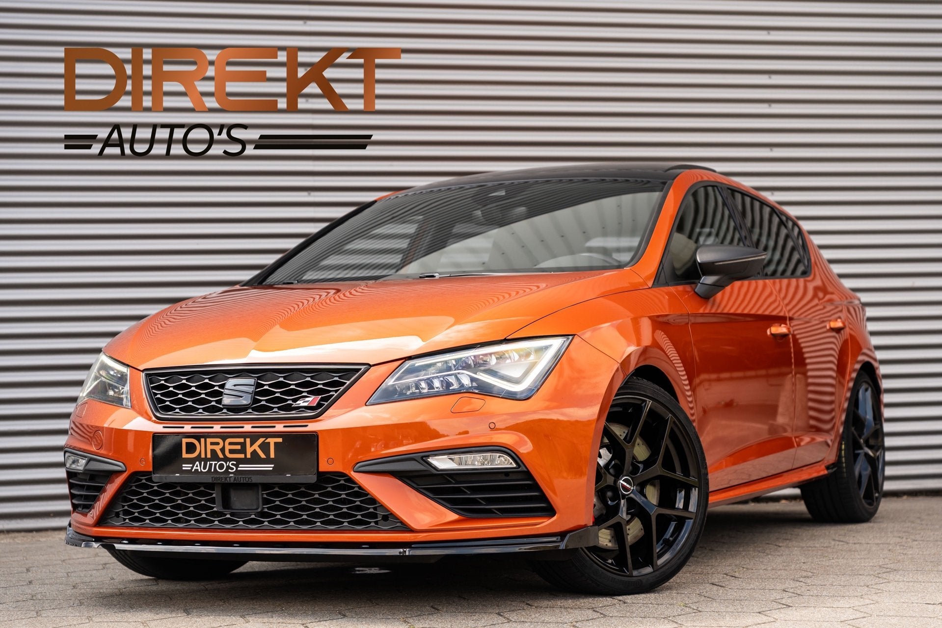 SEAT Leon 2.0 TSI CUPRA 300 PERFORMANCE BREMBO BEATS PANO, 15 km/l, Zwart, 1984 cc, Leon