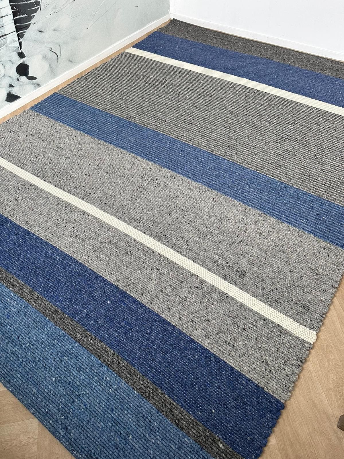 Brinker Vloerkleed Kjul wol blue  XXL 240x340, Wol, Ophalen of Verzenden, 200 cm of meer, Rechthoekig