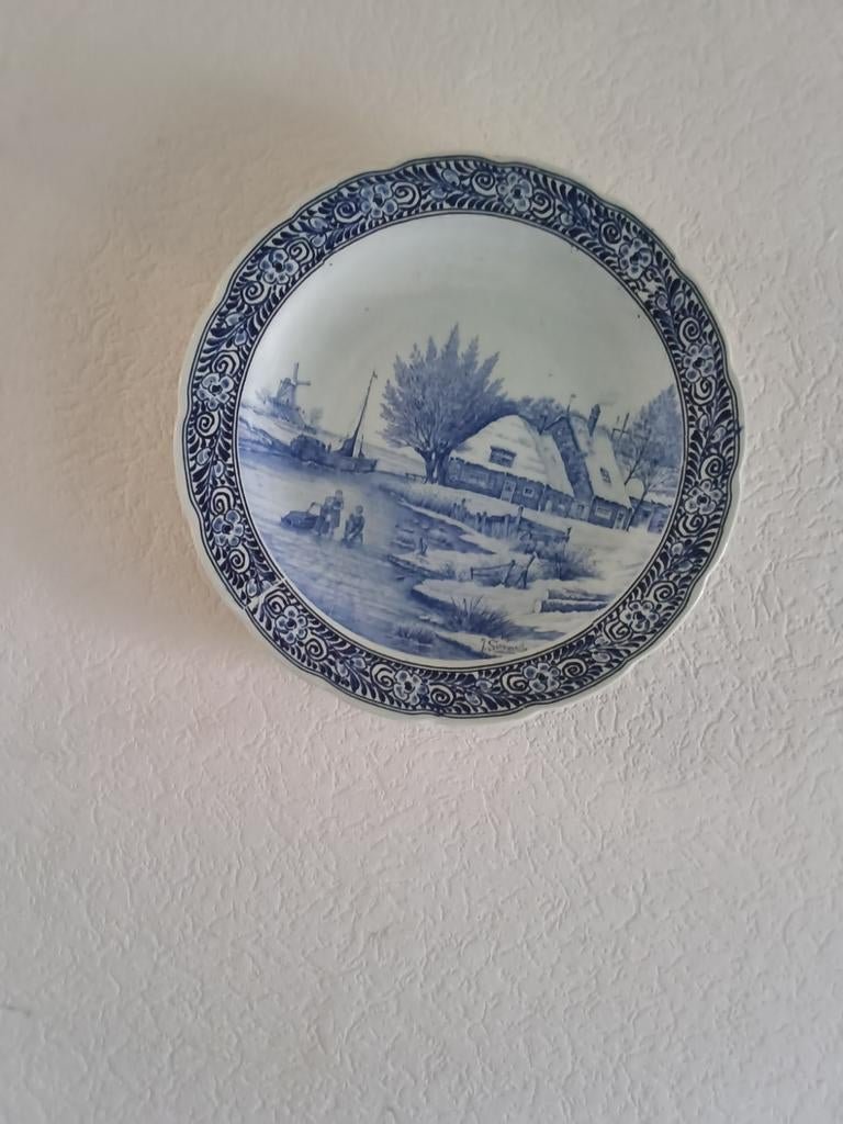 Delfts Blauw sierbord met Hollands winterlandschap, Antiek en Kunst, Antiek | Porselein, Ophalen of Verzenden