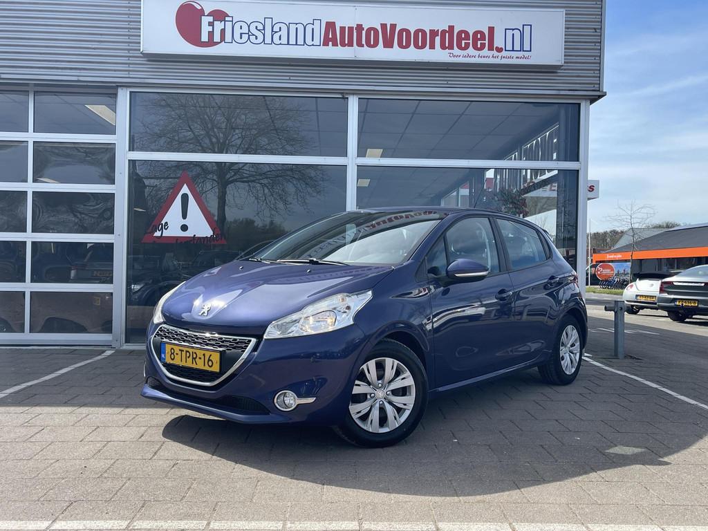 Peugeot 208 1.2 e-VTi Envy /Automaat/Cruise/Clima/Trekhaak/N, Auto's, Peugeot, Bedrijf, Te koop, ABS, Airbags, Airconditioning