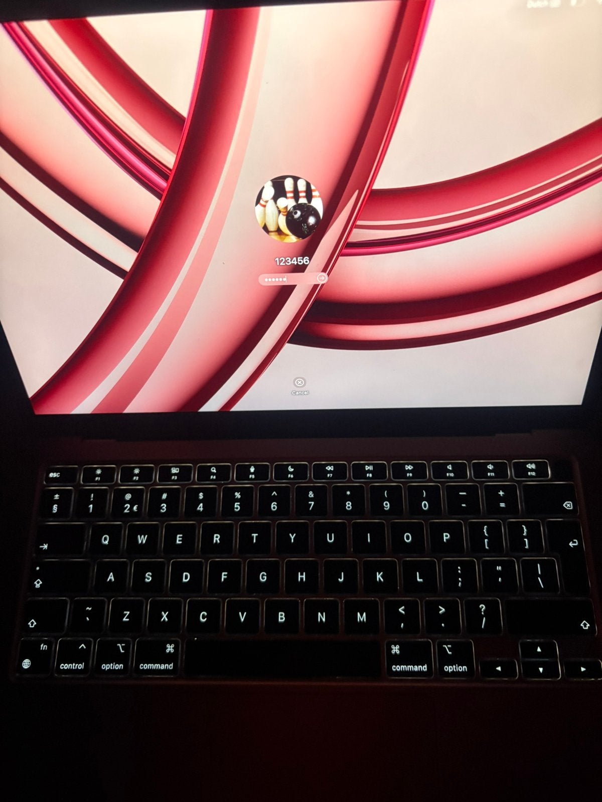 Foto 4 van Macbook air 2020