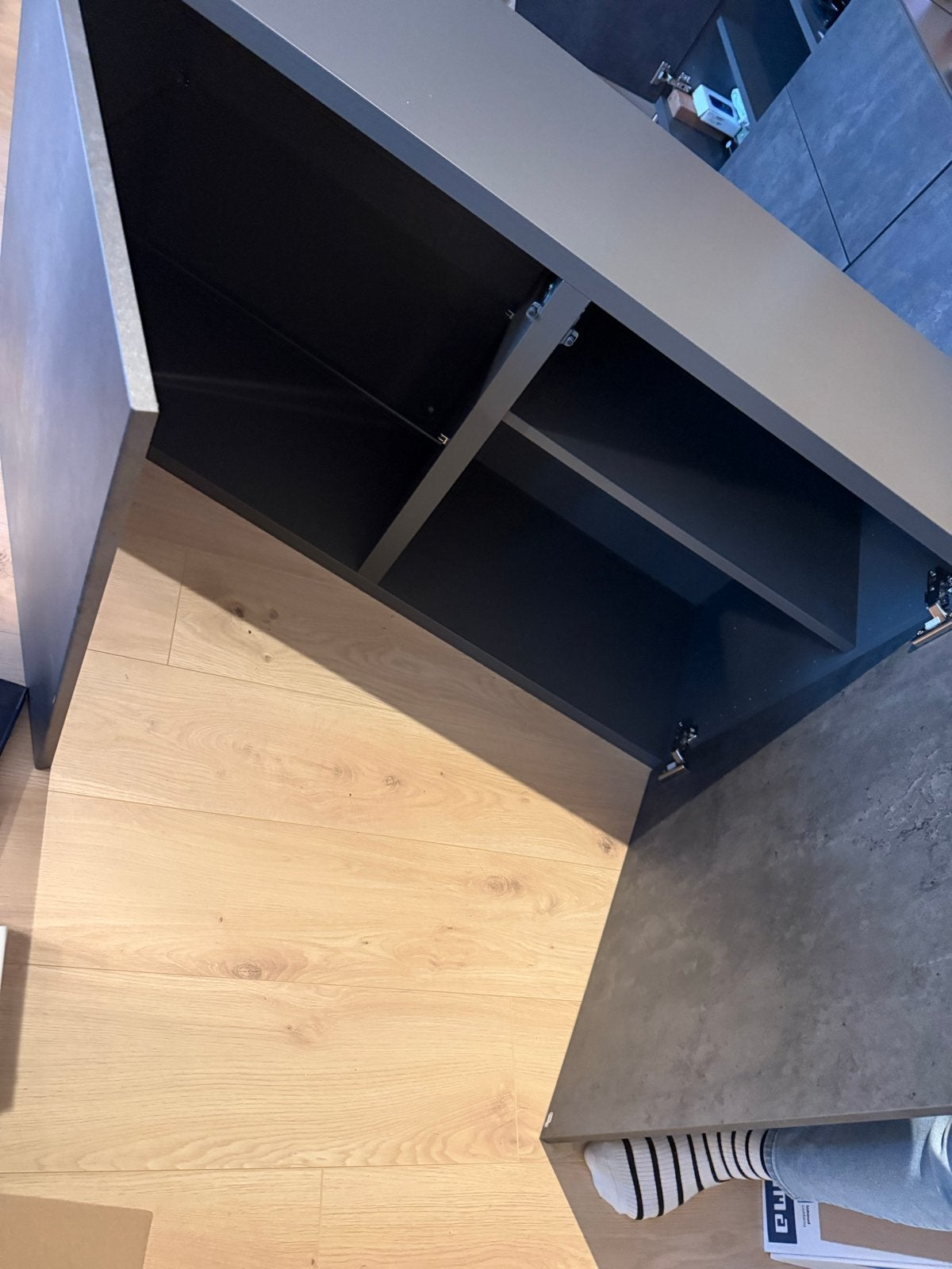 IKEA Besta Modern grijs dressoir/tv-meubel met opbergruimte, Ophalen, 100 tot 150 cm, 100 tot 150 cm, Zo goed als nieuw