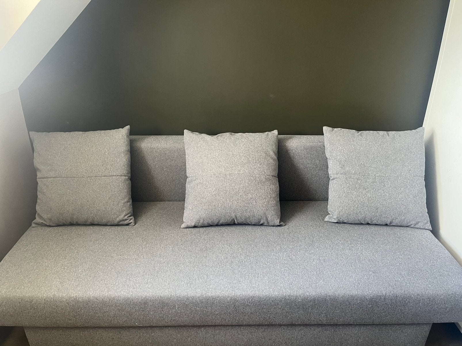 Slaapbank, Ophalen, Tweepersoons, 140 cm, Zo goed als nieuw