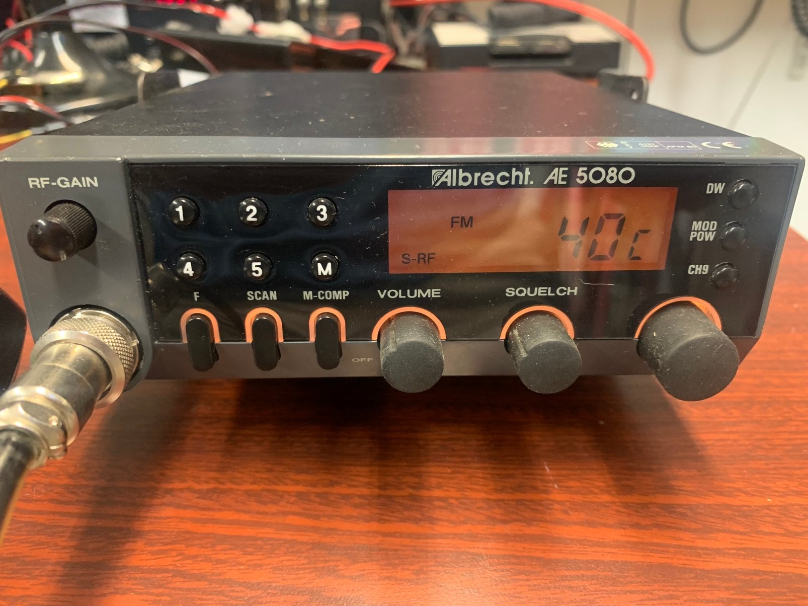 Albrecht AE5080 AM-FM 200 kanalen, Ophalen of Verzenden, Gebruikt, Zender en Ontvanger
