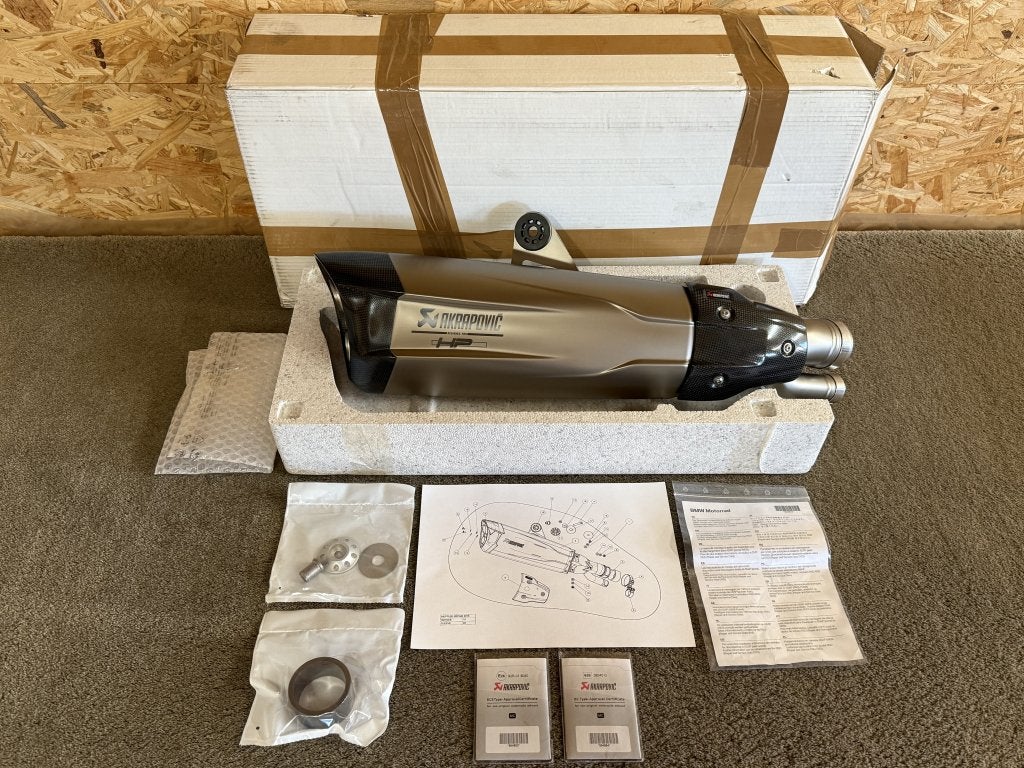 Akrapovic titanium uitlaat demper BMW S1000RR 2017 2018 K46, Verzenden, Nieuw, Info@bmw-motorrad-welt.com, Am Juliusturm 32, Berlin, 13599, DE