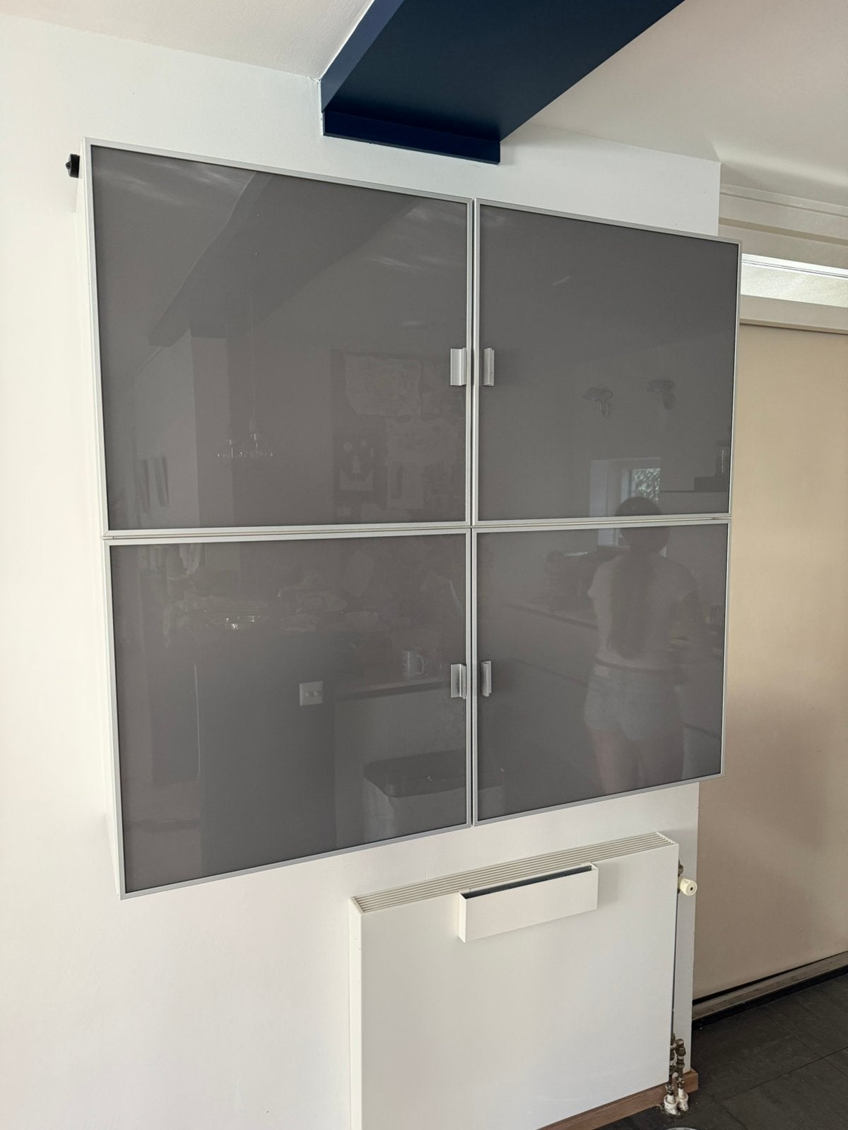 Hangkast + bevestigingsmaterialen, Ophalen, 50 tot 100 cm, Zo goed als nieuw, Minder dan 100 cm