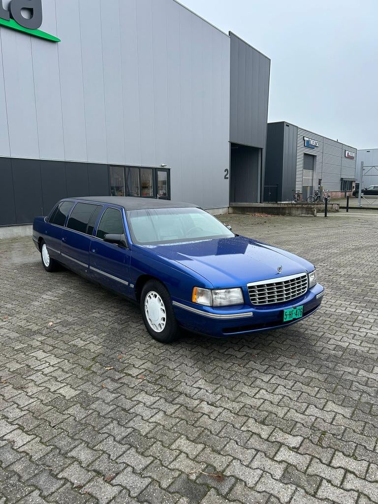 Cadillac Fleetwood 1997 Zwart, Auto's, Cadillac, Zwart, Leder, Bedrijf, 2330 kg