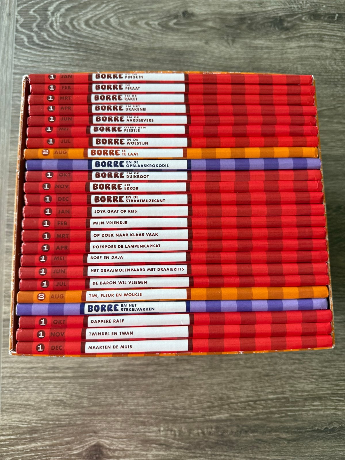 Borre leesclub boeken - Gestreepte Boekjes, Boeken, Ophalen of Verzenden, Zo goed als nieuw, Fictie algemeen