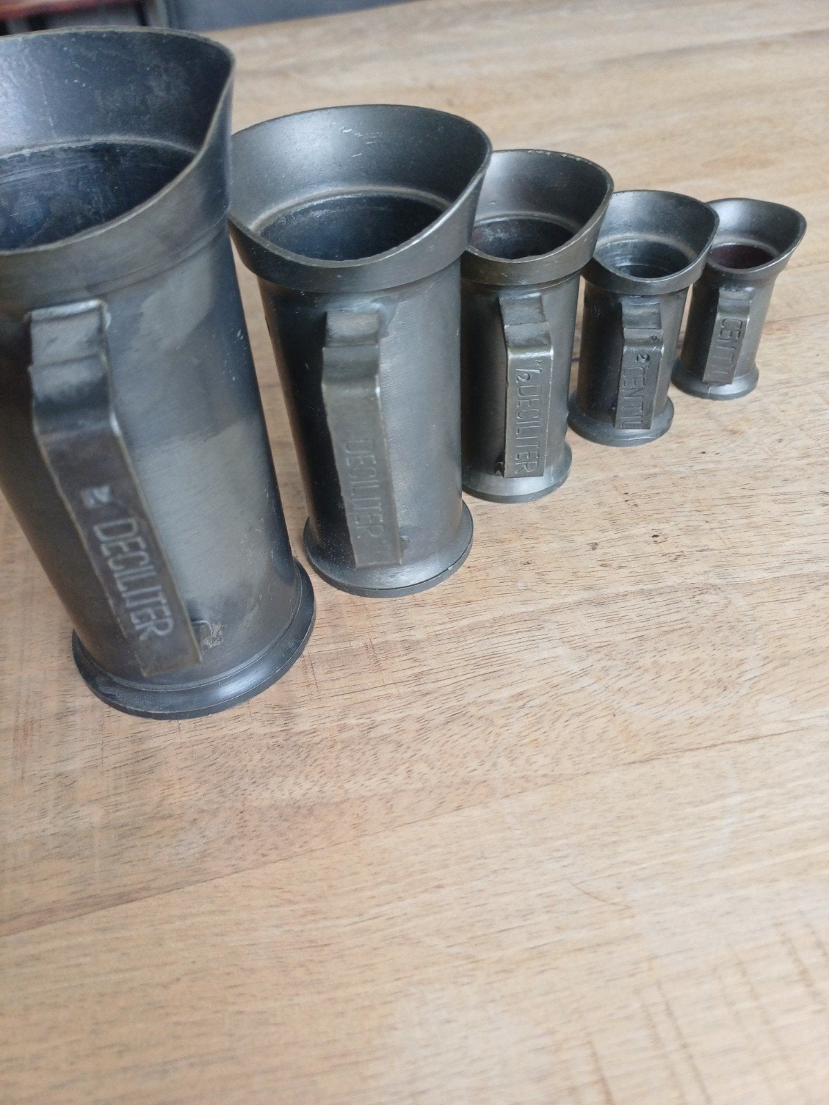 Set van 6 antieke tinnen maatbekers, Antiek en Kunst, Ophalen