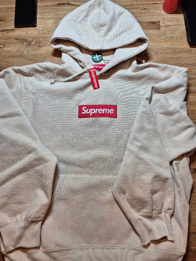 Supreme box logo hoodie FW24 - Beige size L, Maat 52/54 (L), Beige, Ophalen of Verzenden, Zo goed als nieuw
