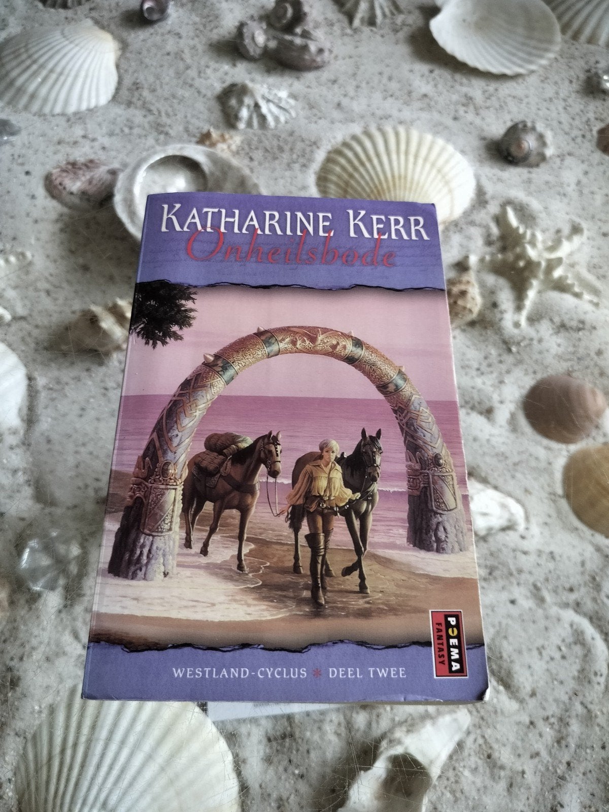 Katherine Kerr - Onheilsbode - Westland deel 2, Gelezen, Ophalen of Verzenden, K. Kerr