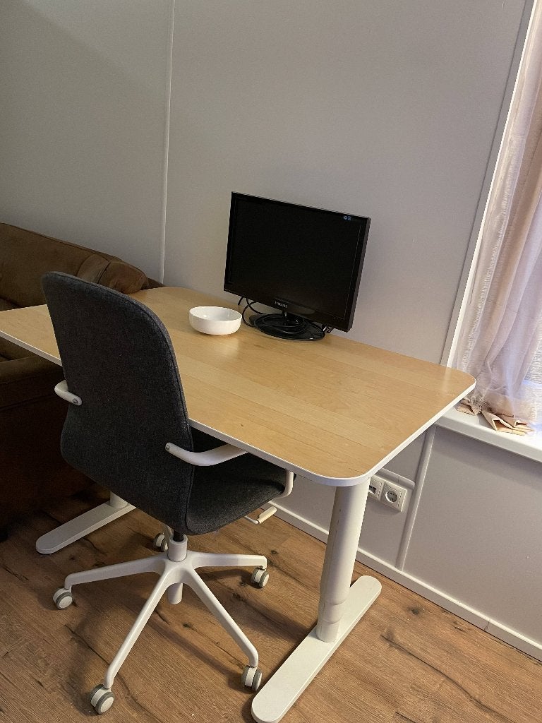 Desk, 120 cm, 80 cm, Ophalen of Verzenden, Zo goed als nieuw