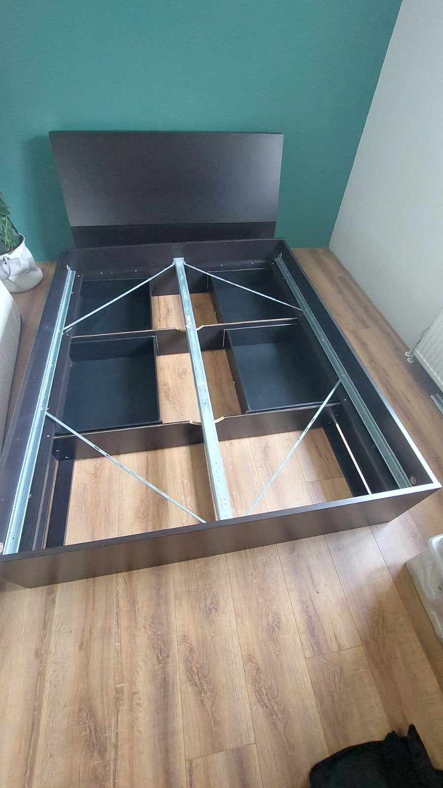 gratis IKEA MALM bedframe 160x200cm, Ophalen, Gebruikt, Zwart, Tweepersoons