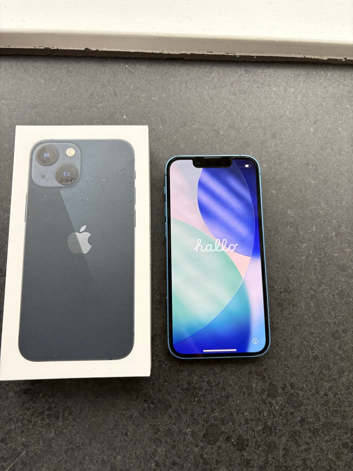 Foto 3 van Apple iPhone 13 Blauw 128GB - perfecte staat