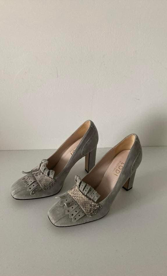 Lodi grijze hakken 37 NIEUW, Nieuw, Ophalen of Verzenden, Schoenen met hoge hakken, Grijs