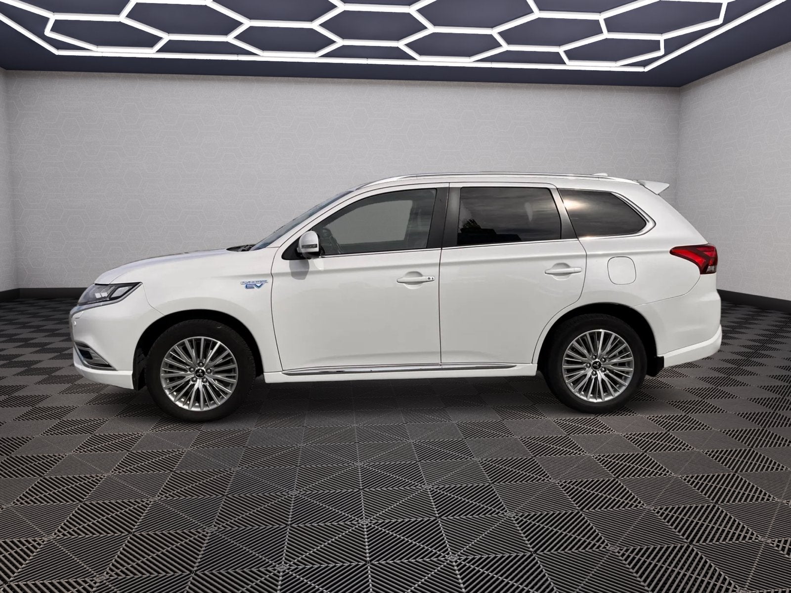 Mitsubishi Outlander 2.4 PHEV Instyle | Adapt cruise | Cam., Automaat, Dealer onderhouden, Outlander, 4 cilinders