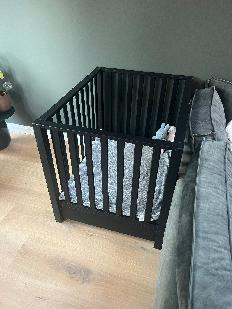 Houten box met lade en Koeka kleed, Kinderen en Baby's, Ophalen, Gebruikt, Vierkant, Lade