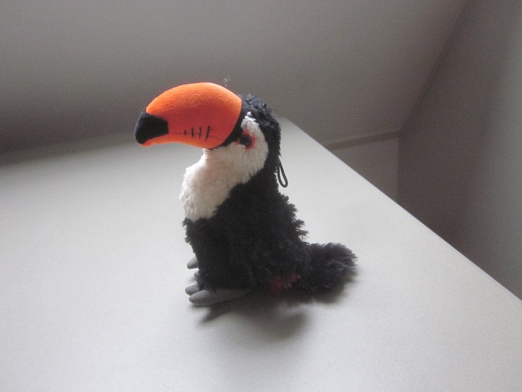 PIA International Soft Toys kleurig ruwharig pluche toekan, Kinderen en Baby's, Speelgoed | Knuffels en Pluche, Zo goed als nieuw