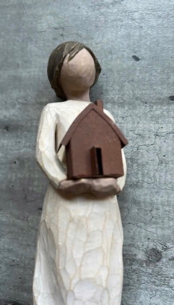 Beeldje Willow Tree Mi Casa 14 cm, gastvrijheid, nieuw huis, Ophalen of Verzenden, Zo goed als nieuw, Mens
