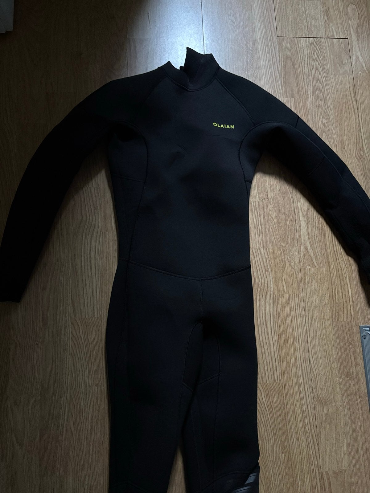 Olaian Wetsuit XS 4/3 mm - Ideaal voor watersport, Watersport en Boten, Ophalen of Verzenden, Zo goed als nieuw, Heer, Wetsuit