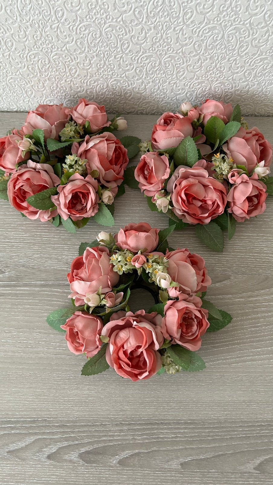 Drie prachtige kaarsenkransjes bloemenkransjes, 15 cm, Ophalen of Verzenden, Zo goed als nieuw, Krans