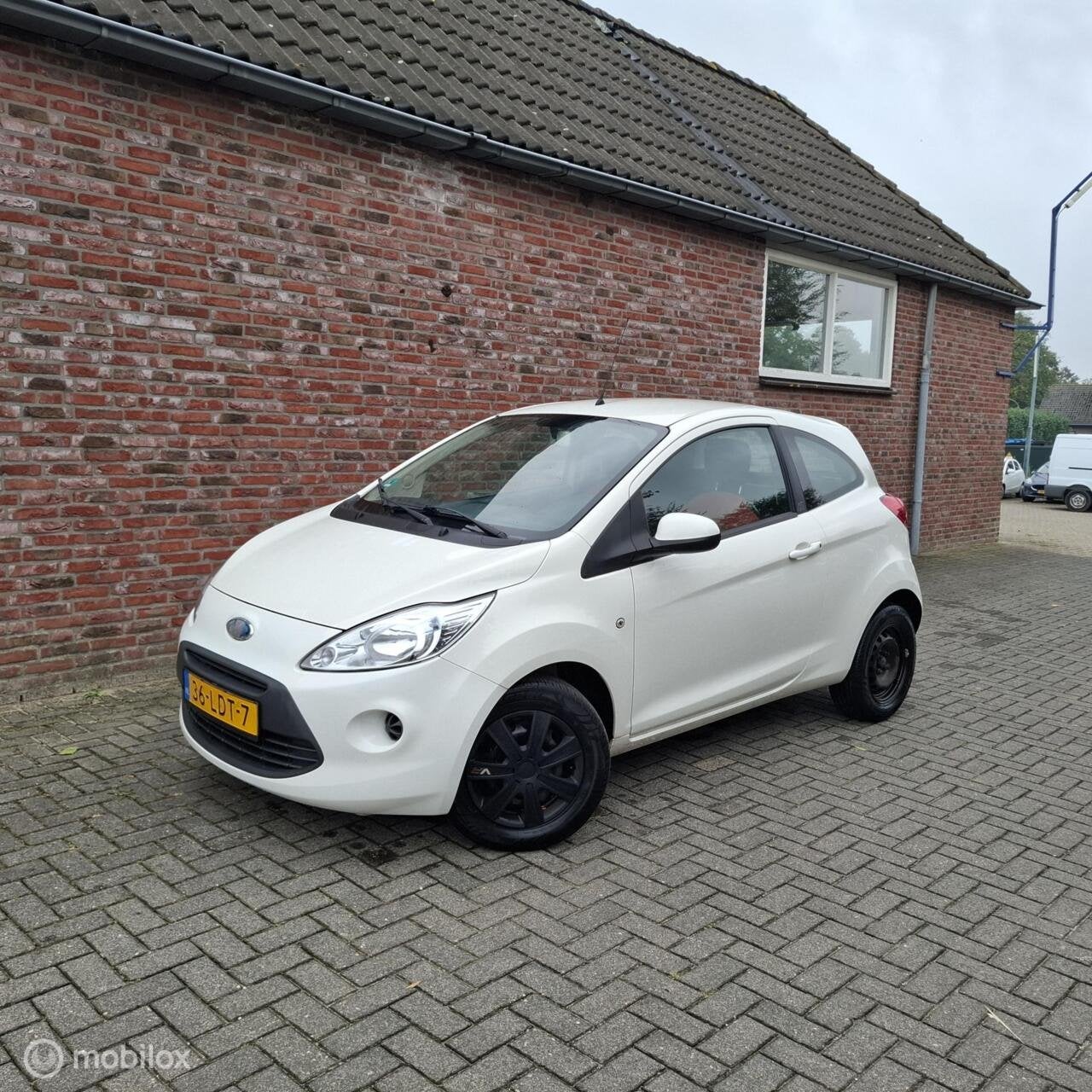 Ford Ka 1.2 Comfort start/stop, Voorwielaandrijving, Gebruikt, 1242 cc, 4 cilinders