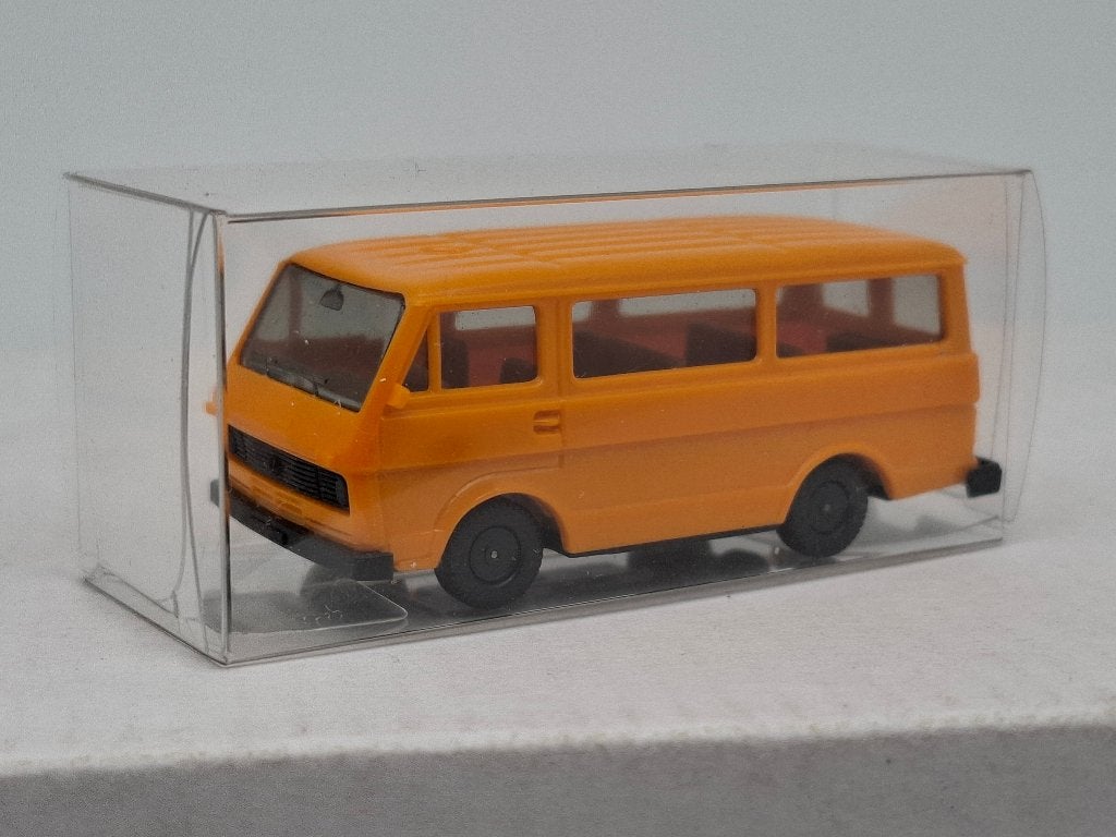 VW LT28 personenbus - Herpa 1/87, Hobby en Vrije tijd, Modelauto's | 1:87, Verzenden, Zo goed als nieuw, Auto, Herpa