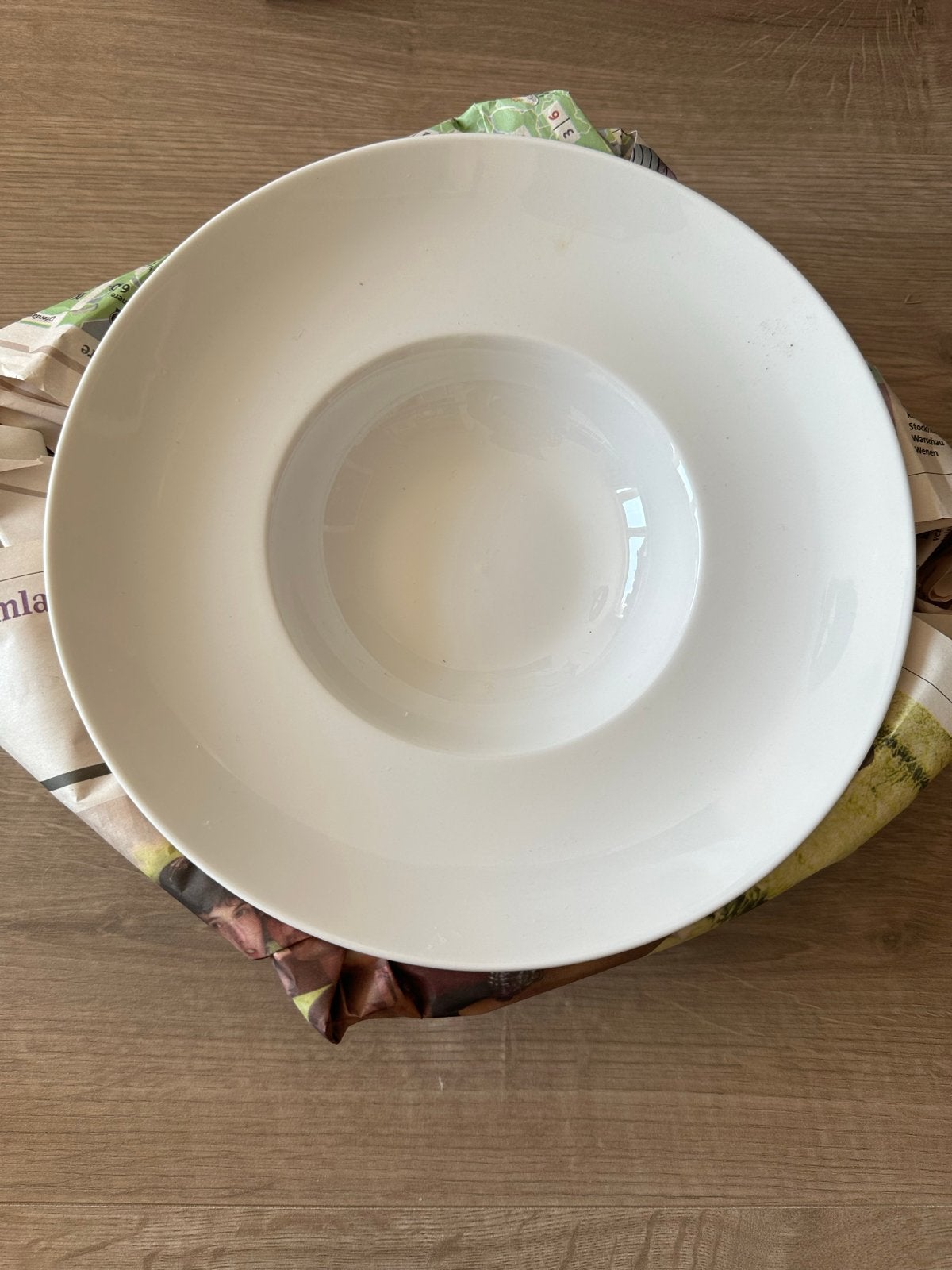 4 Witte pasta borden Gusta, Ophalen, Zo goed als nieuw, Bord(en), Modern