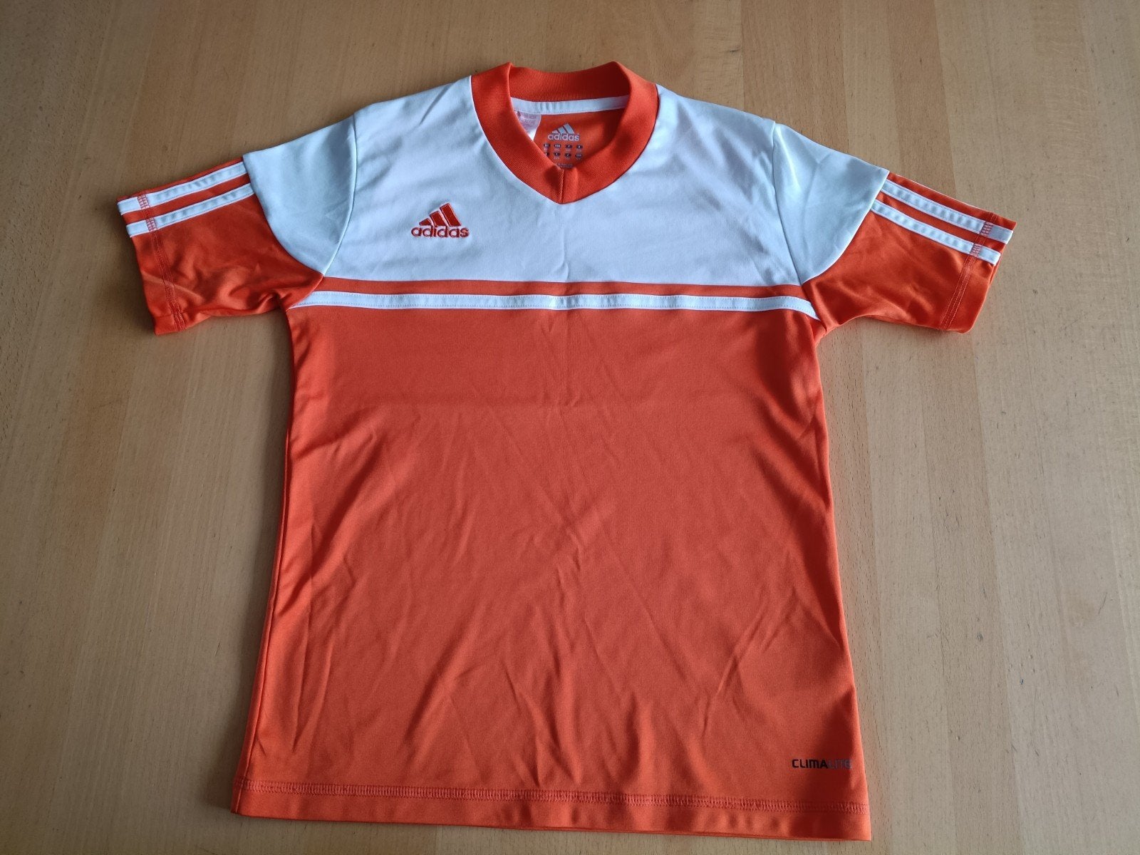 Adidas Oranje Sportshirt Climate Maat 140 / 146, Kinderen en Baby's, Kinderkleding | Maat 140, Adidas, Gebruikt, Jongen of Meisje