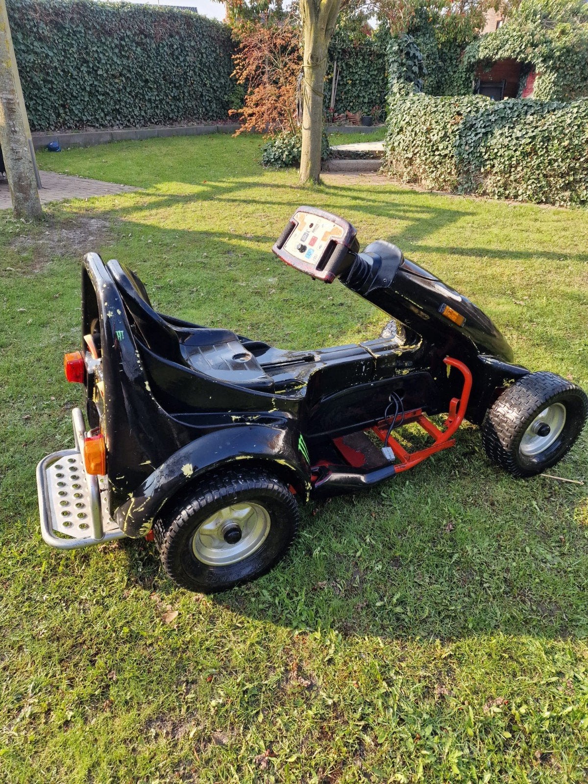 Omgebouwde Berg Lacardi Skelter met scootmobiel aandrijving, Ophalen, Gebruikt, Berg, Motor