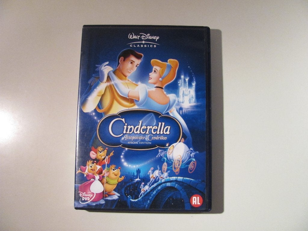Walt Disney classics Cinderella special edition DVD, Gebruikt, Nederlands, Ophalen of Verzenden, Nederlands