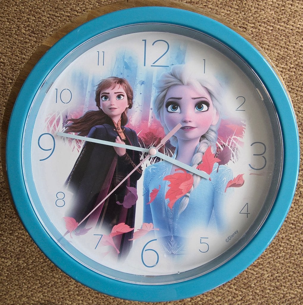 Disney Frozen 2 klok, Verzamelen, Disney, Ophalen of Verzenden, Overige figuren, Zo goed als nieuw, Overige typen