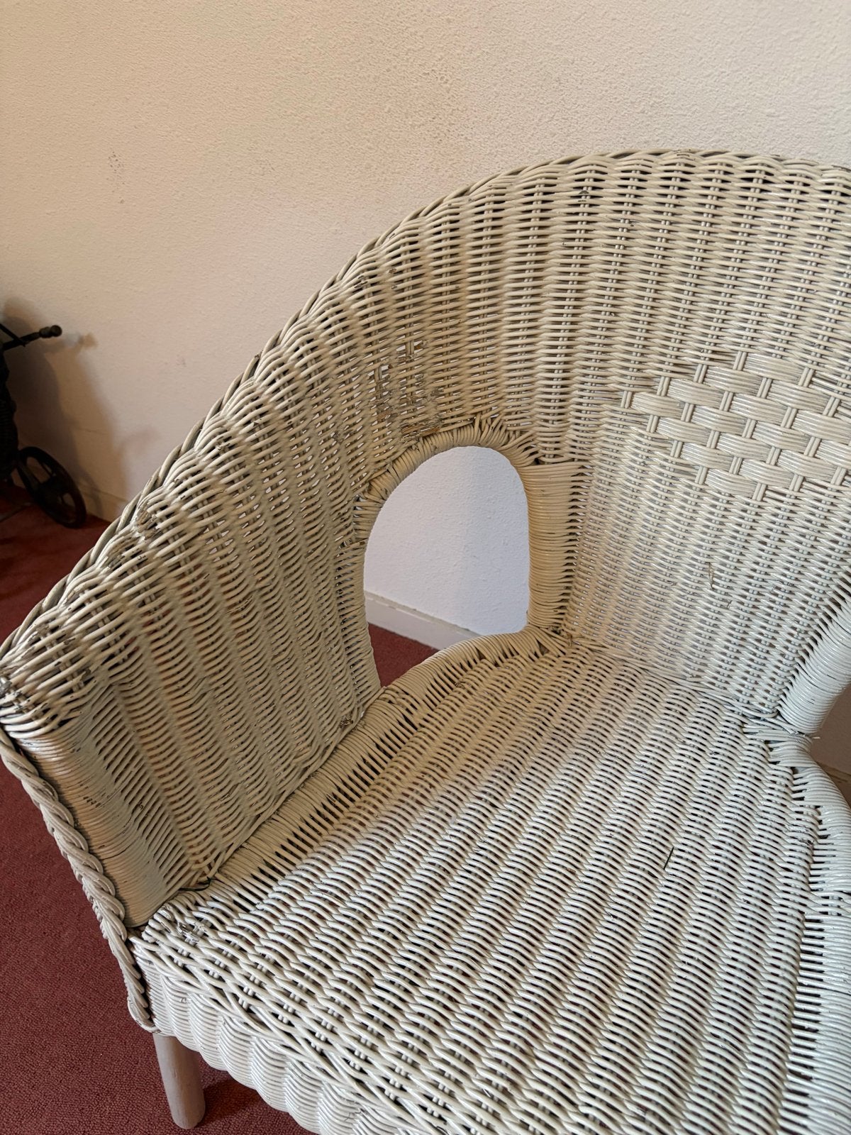 Witte rieten stoel, Huis en Inrichting, Stoelen, Ophalen, Gebruikt, Wit, Riet of Rotan
