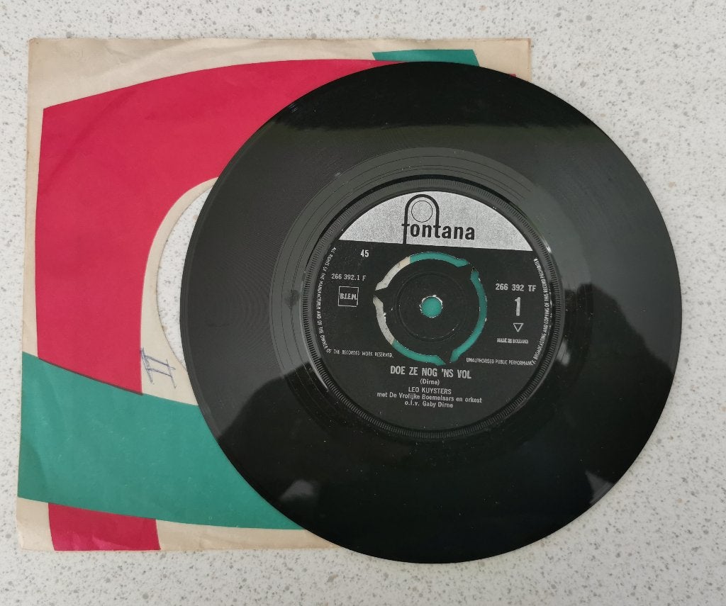 Single Leo Kuysters - Doe ze nog 'ns vol, Ophalen of Verzenden, Gebruikt, Overige formaten, Levenslied of Smartlap