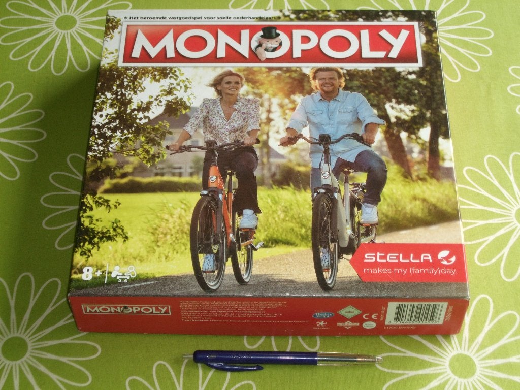 Monopoly Stella - makes my (family) day, Vijf spelers of meer, Ophalen of Verzenden, Zo goed als nieuw, Hasbro Games