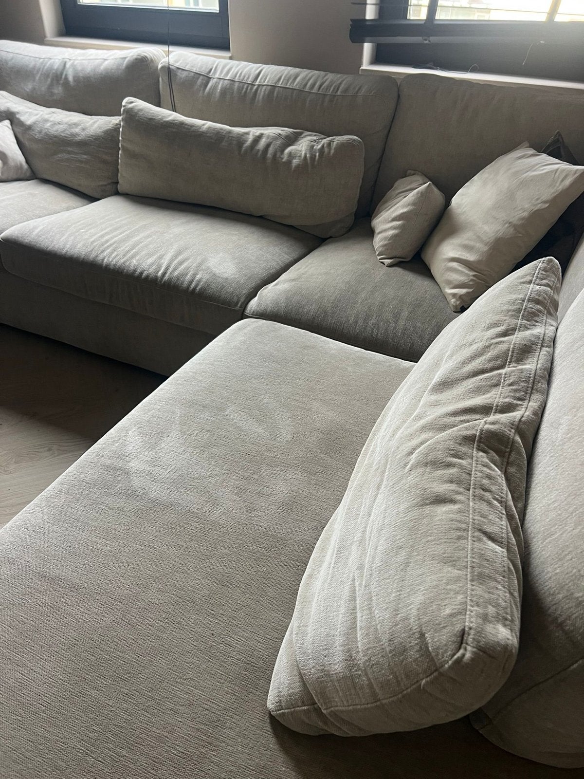 Beige Hoekbank van Decor Winkel - Comfortabel en Stijlvol, Ophalen, Gebruikt, 100 tot 125 cm, Hoekbank