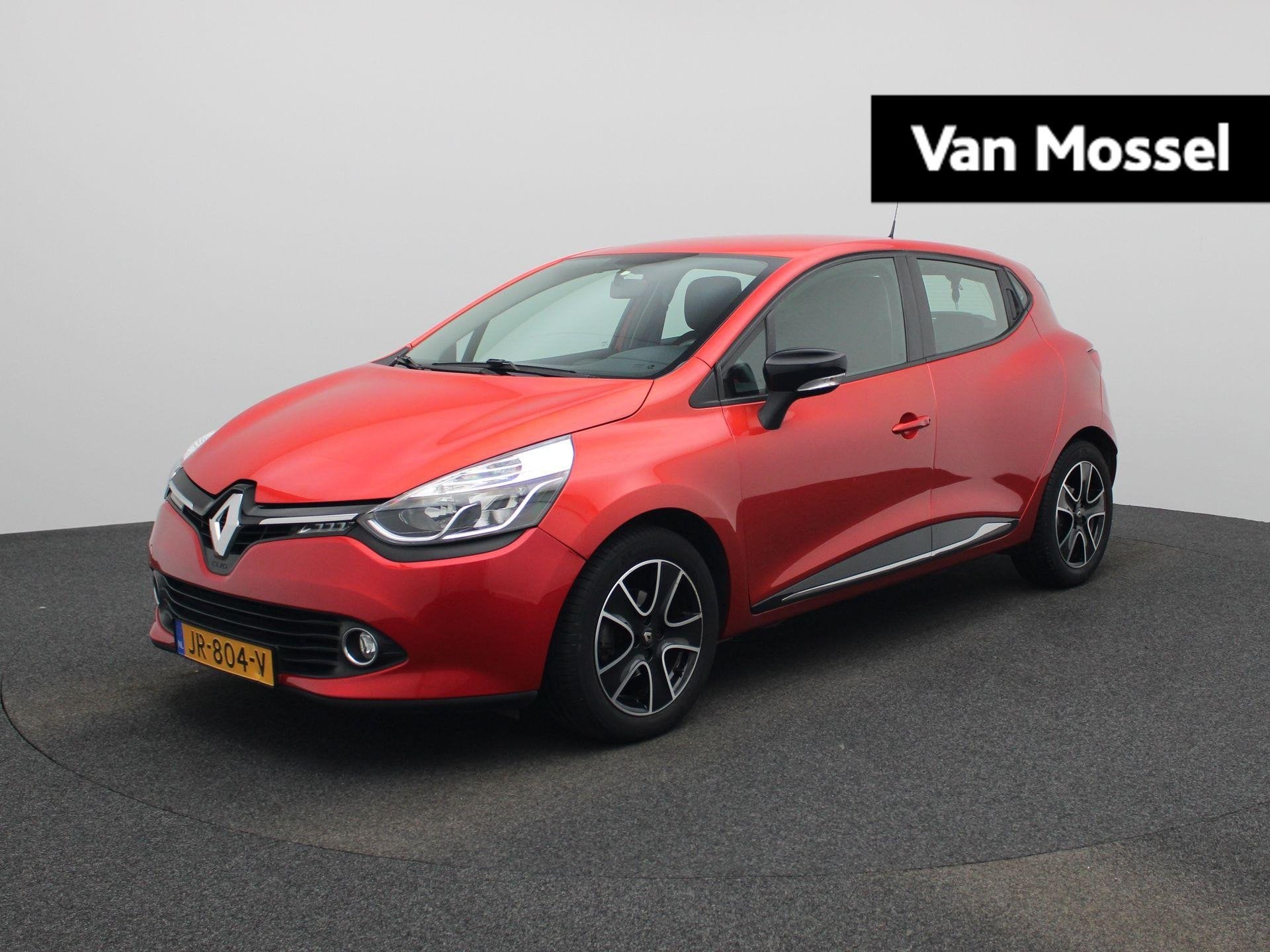 Renault Clio 0.9 TCe Expression | PDC Achter | 16" LMV 'Pass, Stof, Zwart, Origineel Nederlands, Handgeschakeld