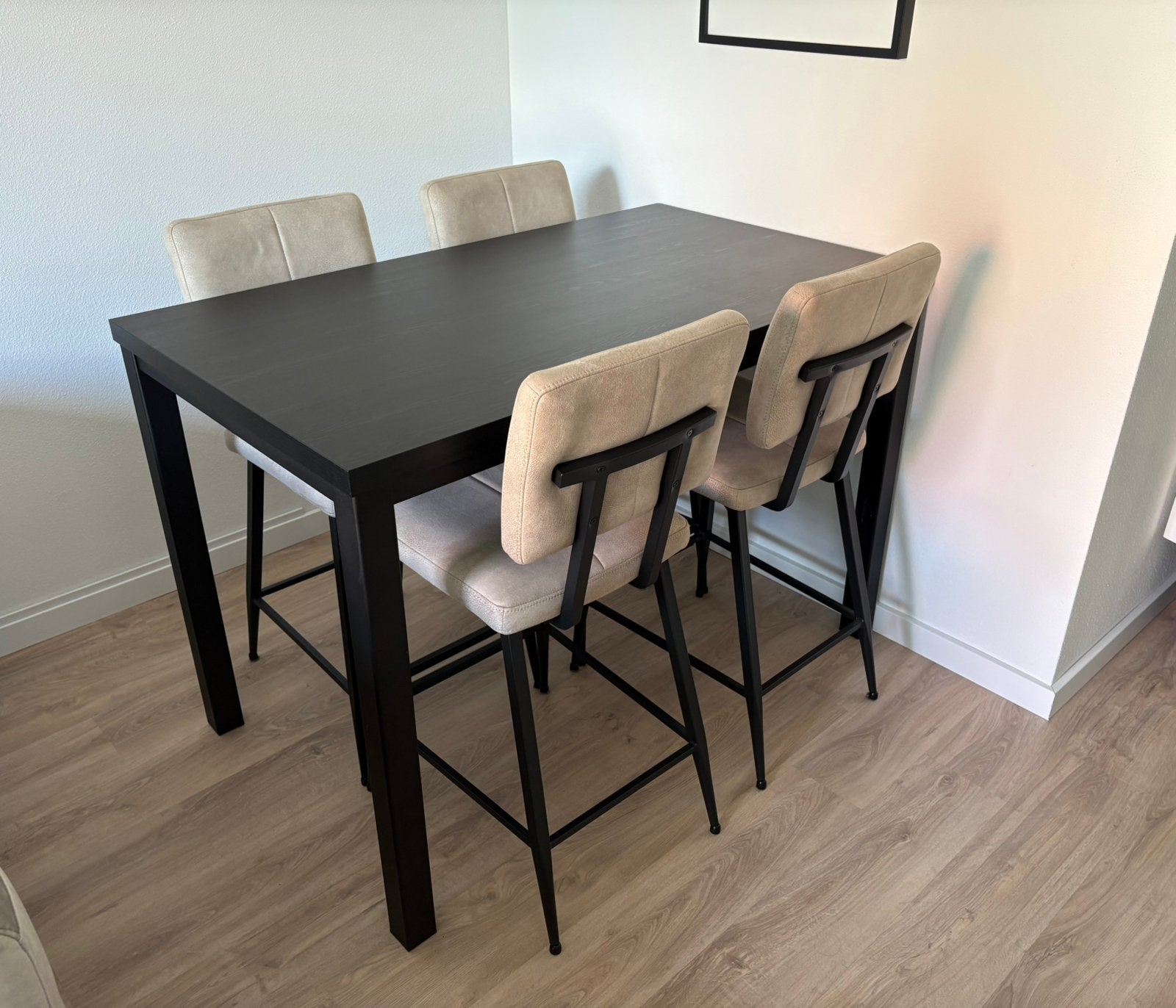 Bartafel inclusief 4 stoelen, Ophalen of Verzenden, Zo goed als nieuw