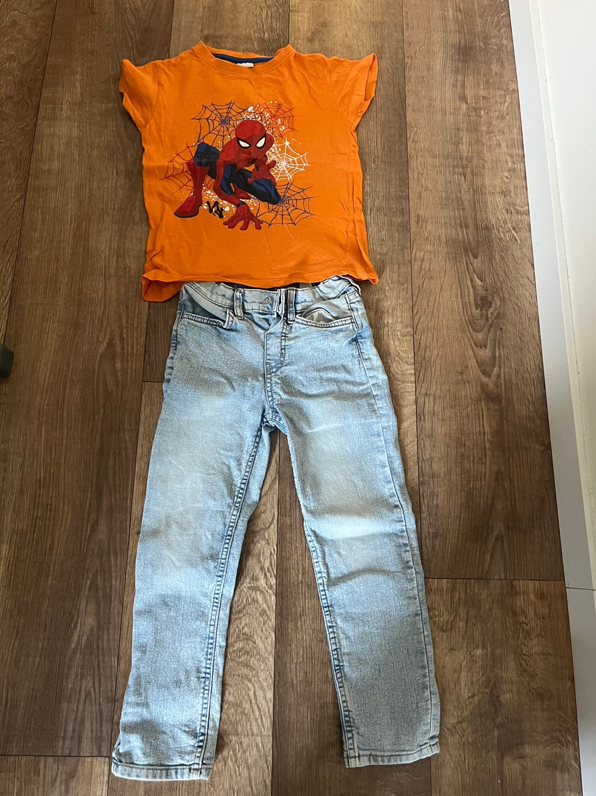 H&M jeans en Spider-Man maat 110-116, Ophalen of Verzenden, Gebruikt, Maat 110
