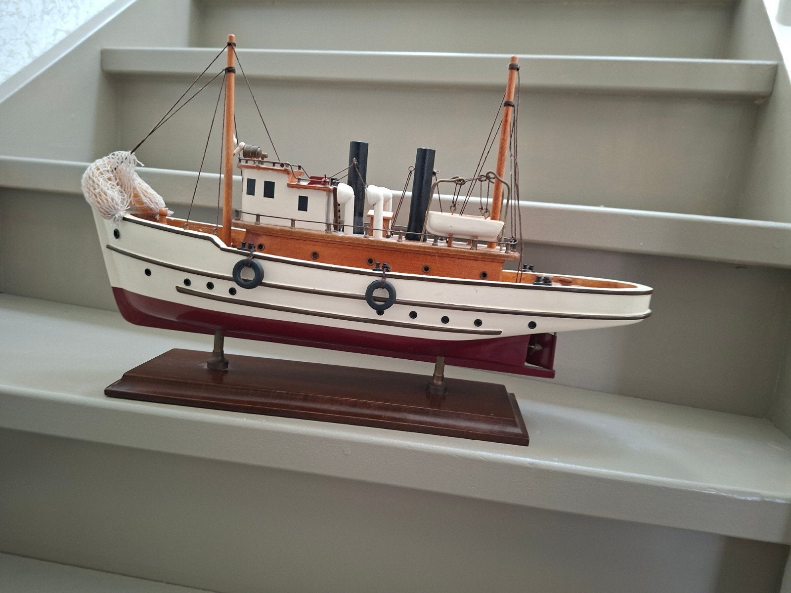 Gedetailleerd scheepsmodel - Vintage sleepboot, Ophalen, Gebruikt, Groter dan 1:32, Overige merken
