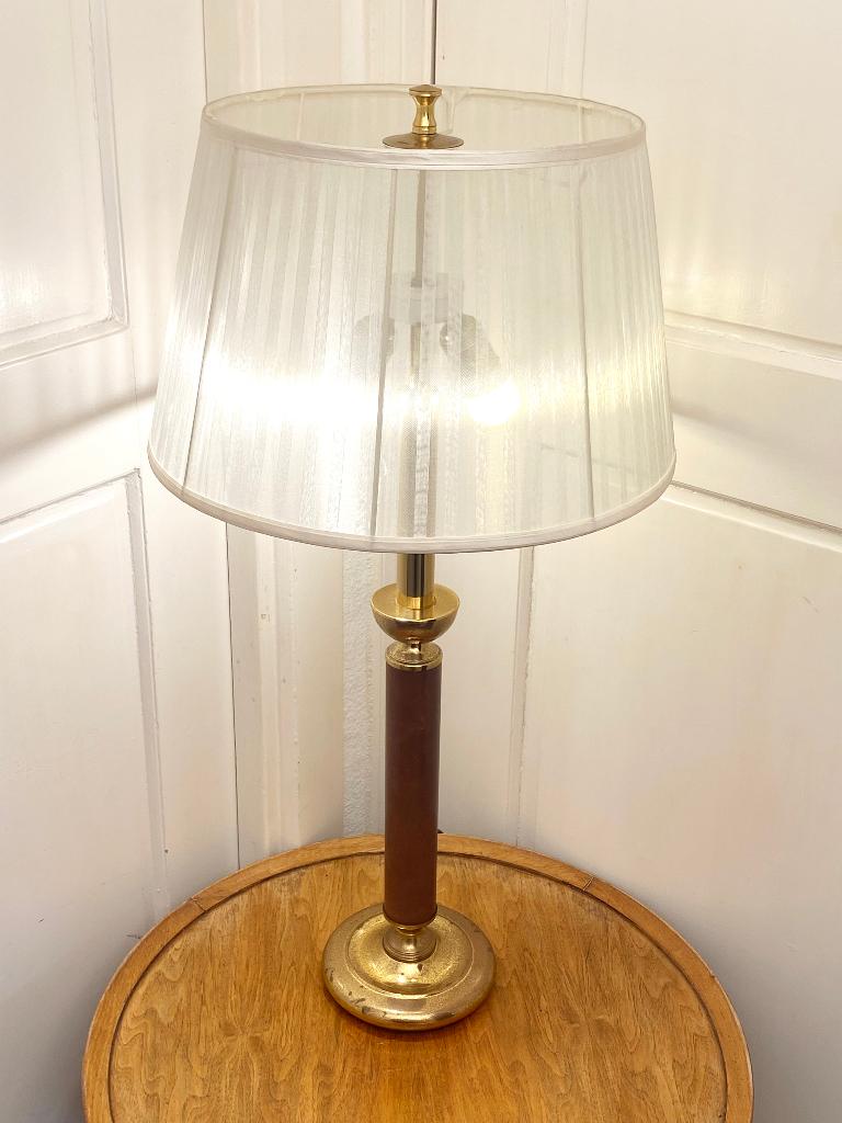 Vintage Regency tafellamp, jaren 60, messing/leer, Huis en Inrichting, Lampen | Tafellampen, Ophalen, Gebruikt, Regency Sixties