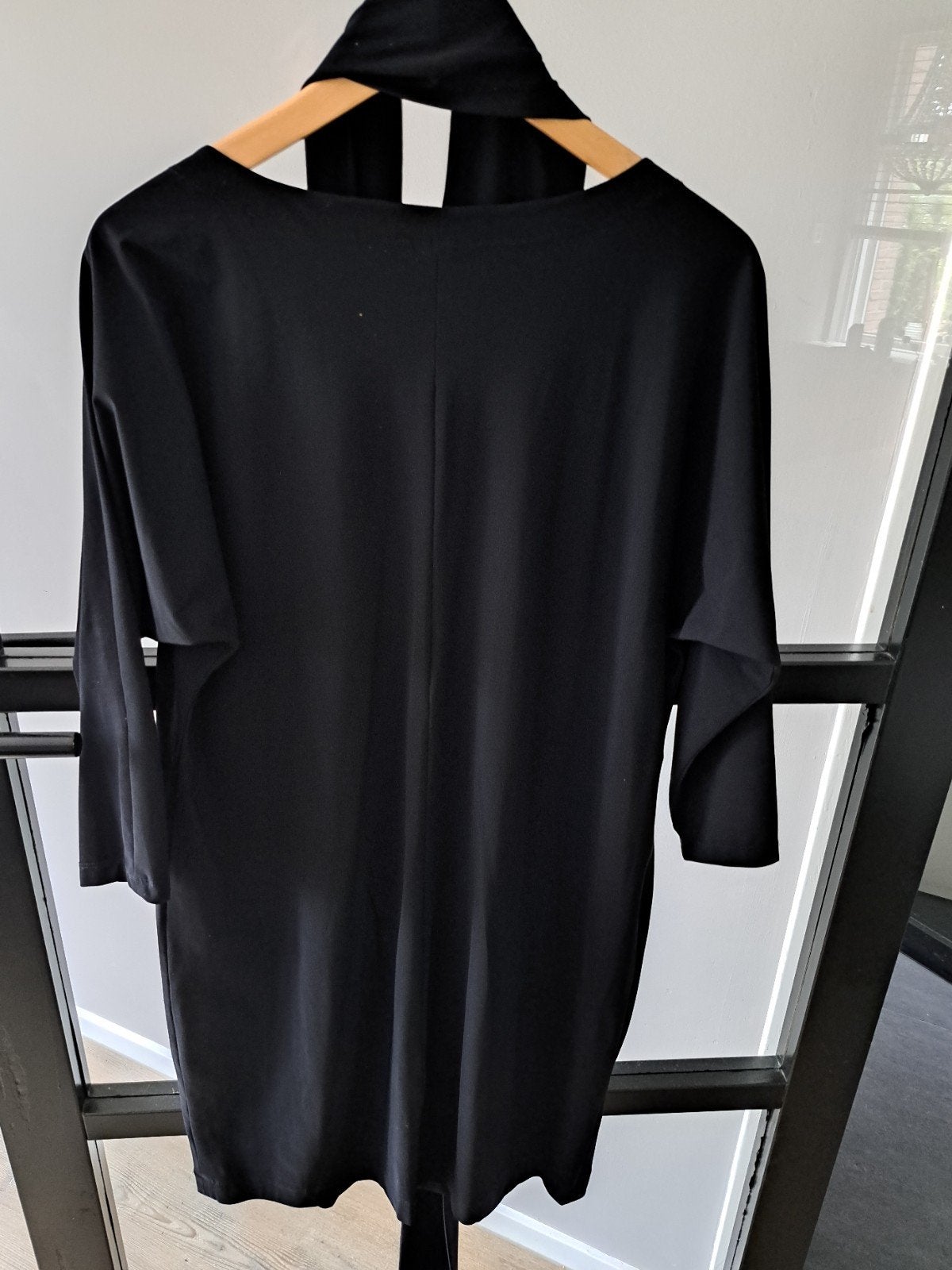 Zwart jurkje La Dress by Simone maat L, Zwart, Maat 42/44 (L), Ophalen of Verzenden, Zo goed als nieuw