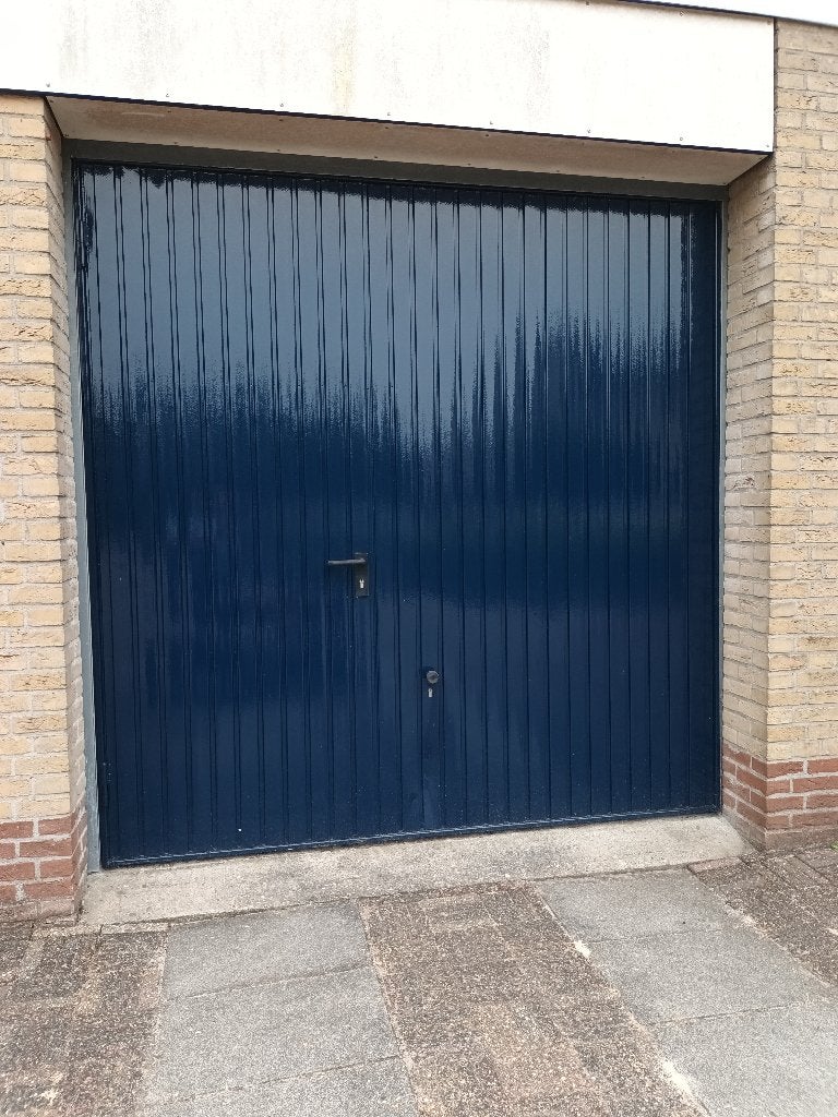 Metalen garage deur met loopdeur, Doe-het-zelf en Verbouw, Deuren en Horren, Ophalen, Gebruikt, Garagedeur, 120 cm of meer