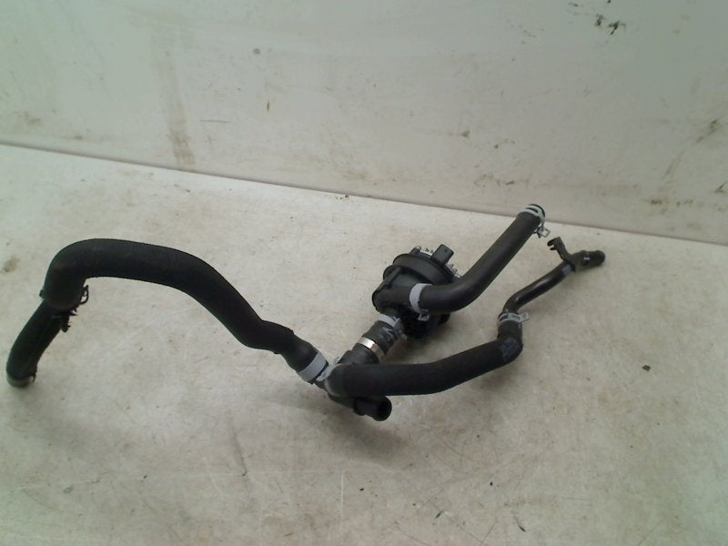 Waterpomp Audi A3 Allstreet (8YJ) (2024-02/..) 3WA965567, Gebruikt, Bosch Engineering GmbH, Robert-Bosch-Allee 1, Abstatt 74232, , Duitsland
