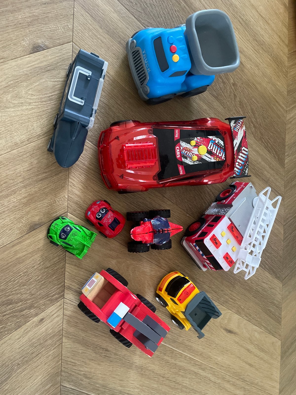 collectie speelgoedauto's en vrachtwagens, Kinderen en Baby's, Ophalen, Gebruikt, Afstandsbediening